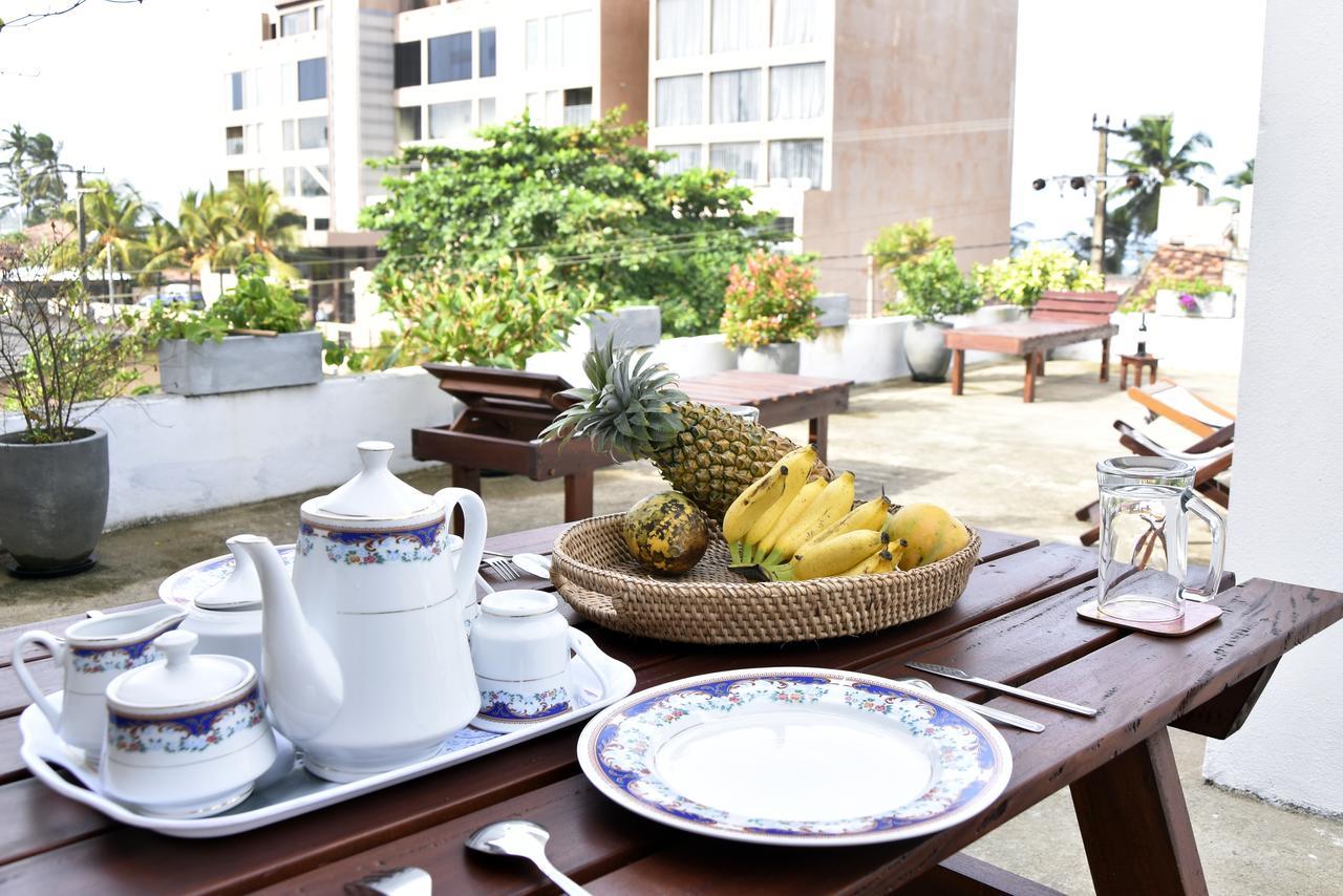 Villa A & A Hikkaduwa Buitenkant foto